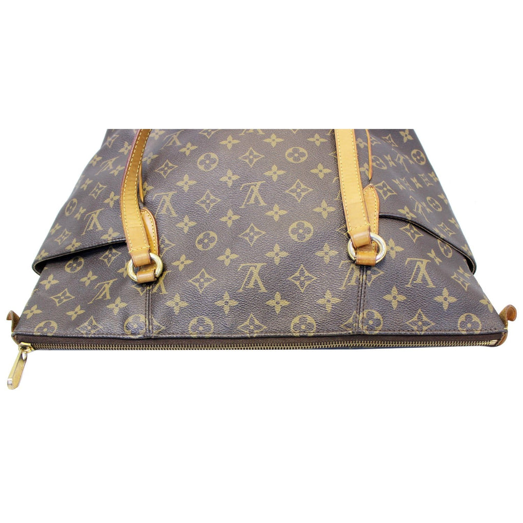 Louis Vuitton Totally MM Monogram Canvas Shoulder Handbag