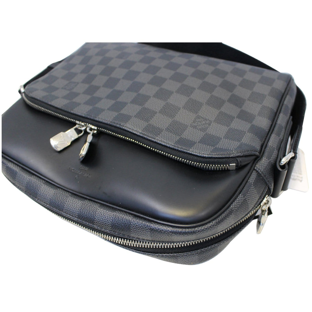 LOUIS VUITTON Dayton Reporter PM Damier Graphite Shoulder Bag