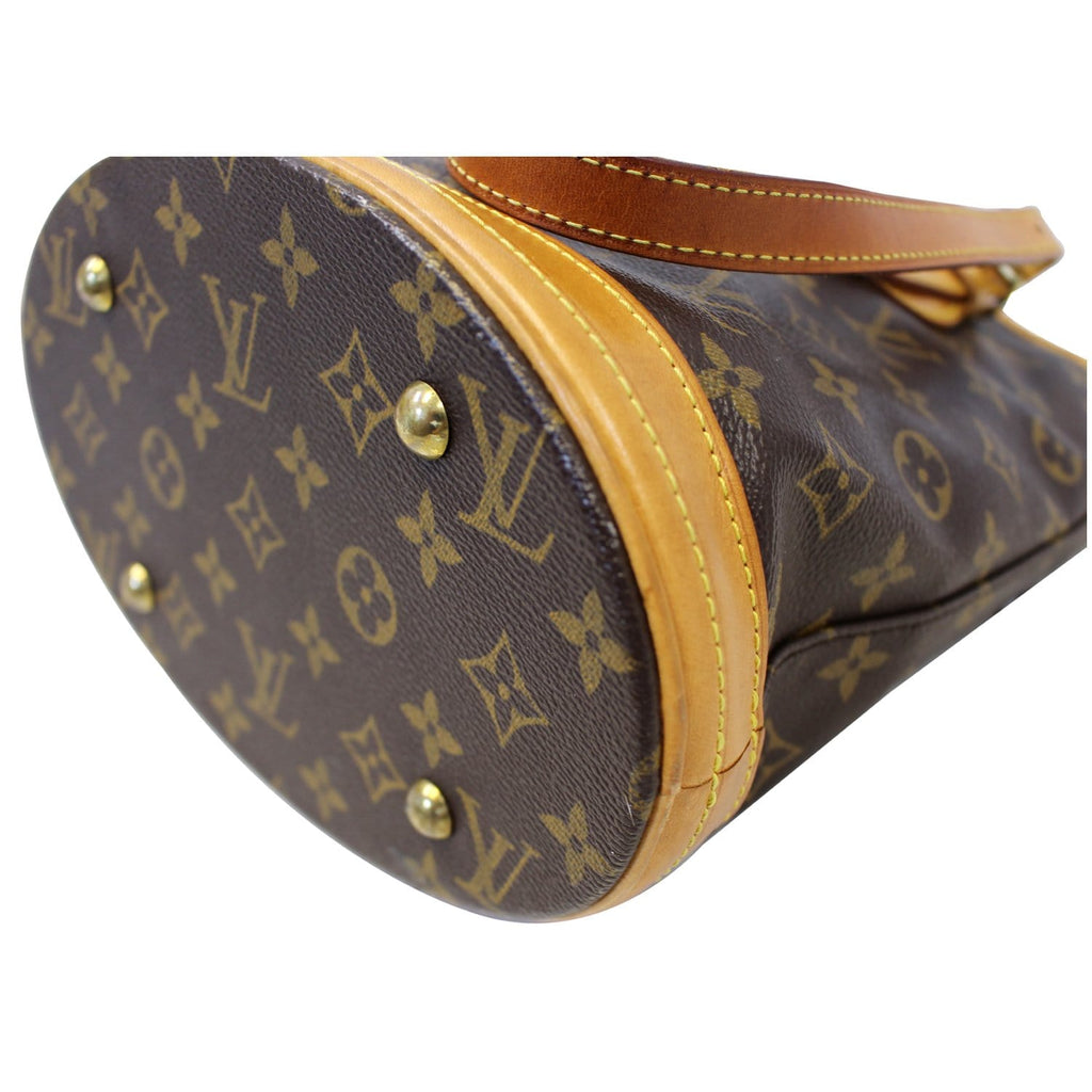 LOUIS VUITTON Bucket PM Monogram Canvas Shoulder Bag
