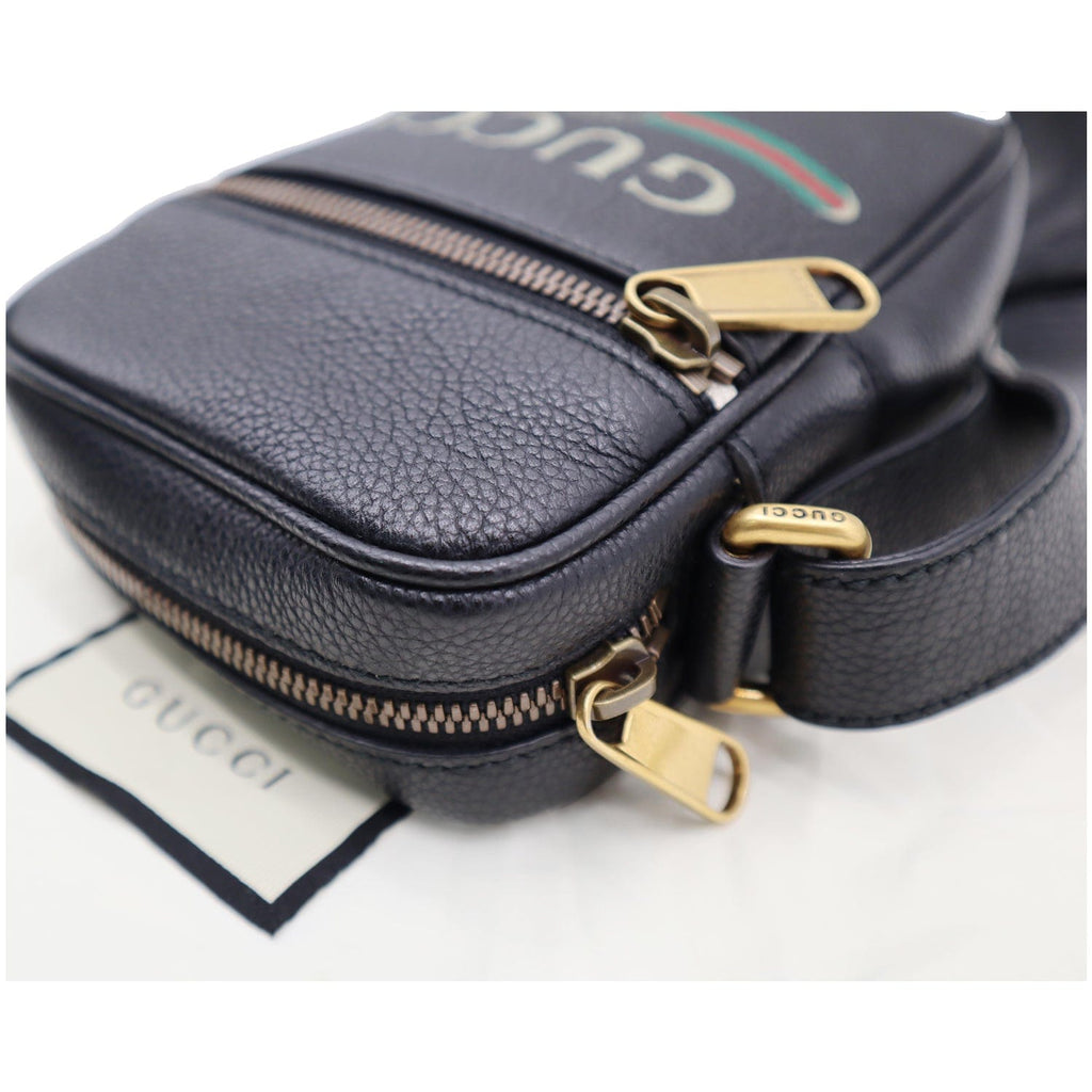 GUCCI Logo Grained  Leather Messenger Bag Black 574803
