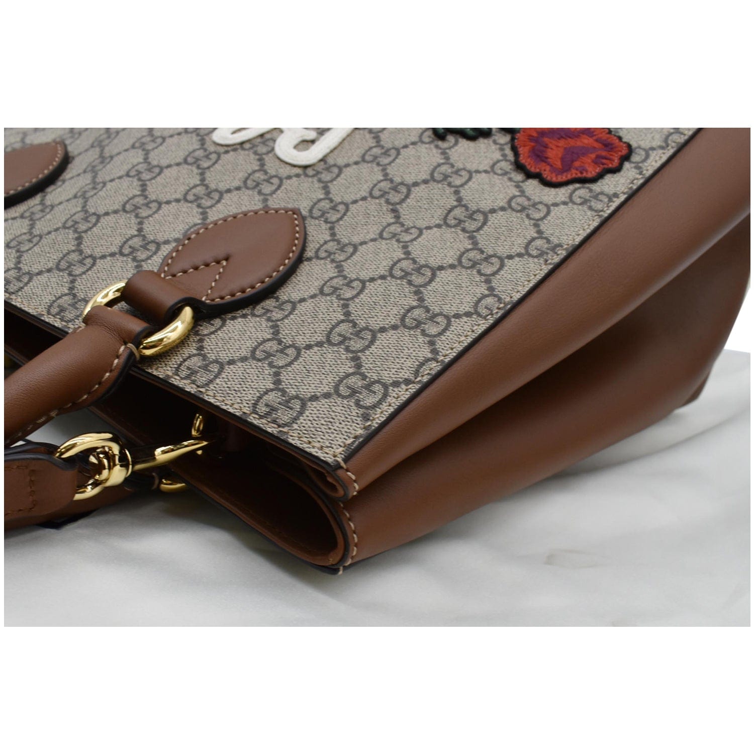 GUCCI Blind for Love Gucci Supreme Canvas Top Handle Crossbody Bag Maple Brown 453704