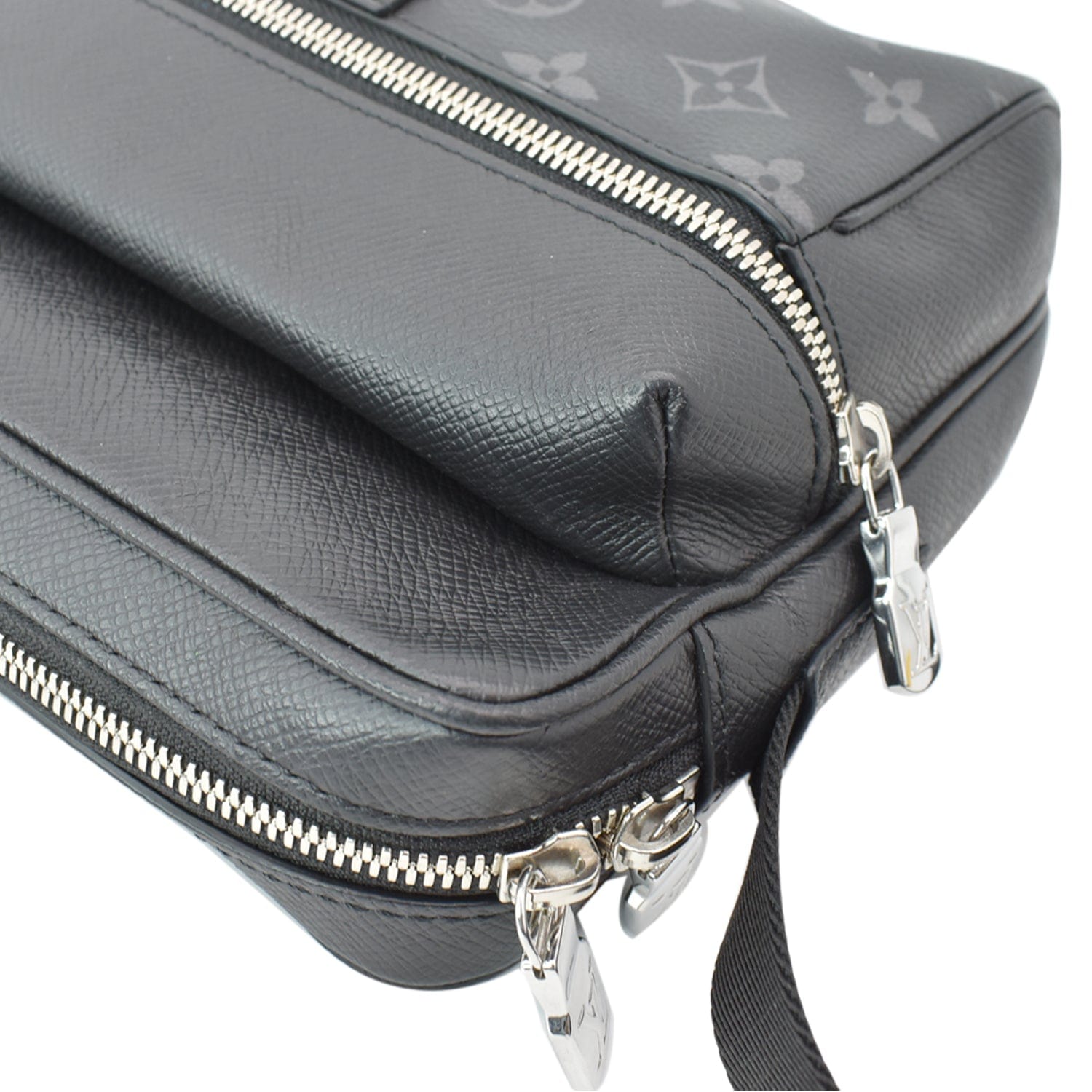 LOUIS VUITTON Outdoor Messenger Eclipse Canvas Crossbody Bag Black - 10% Off