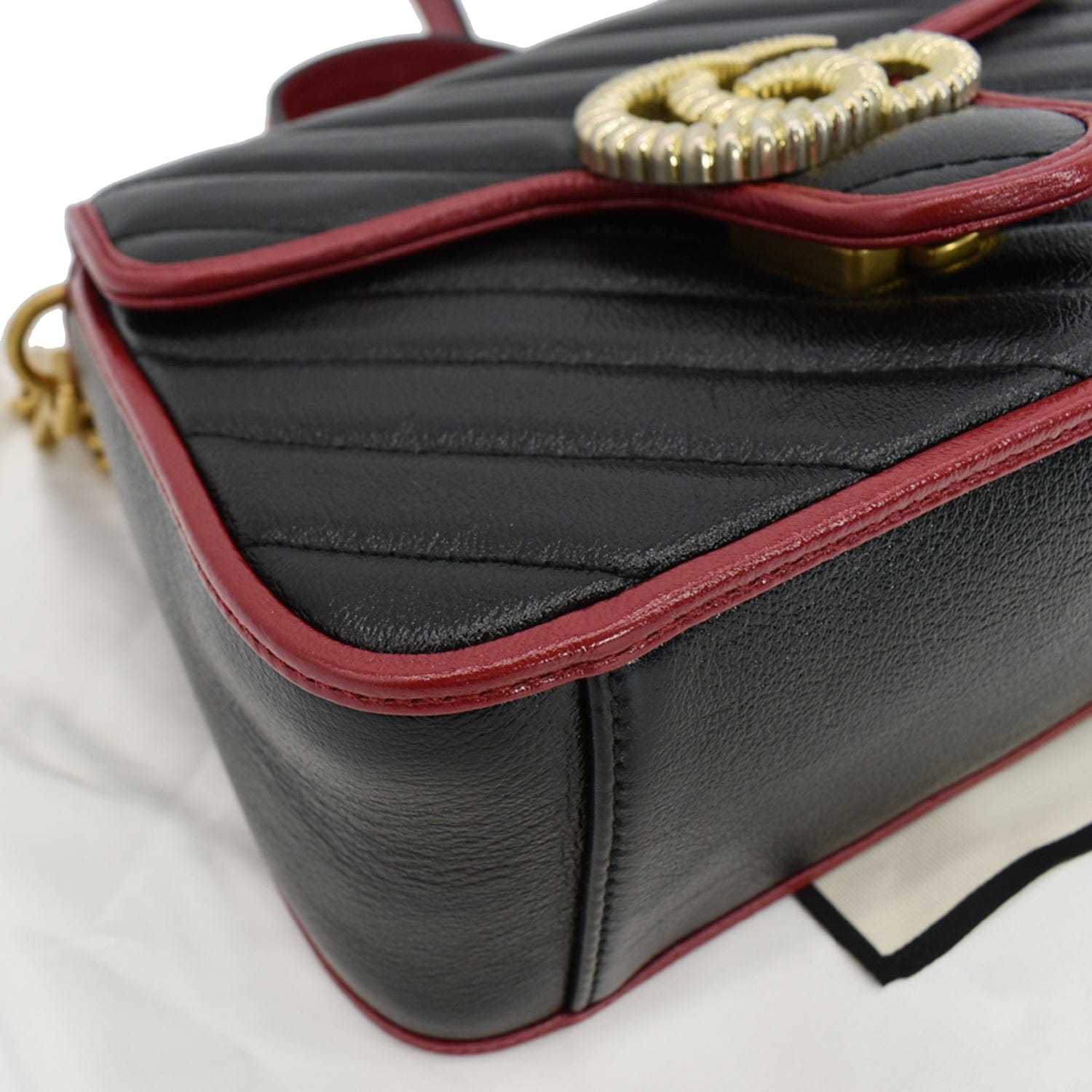 GUCCI Gucci Torchon Marmont Mini Top Handle Crossbody Bag 583571 Black/Cerise - Hot Deals