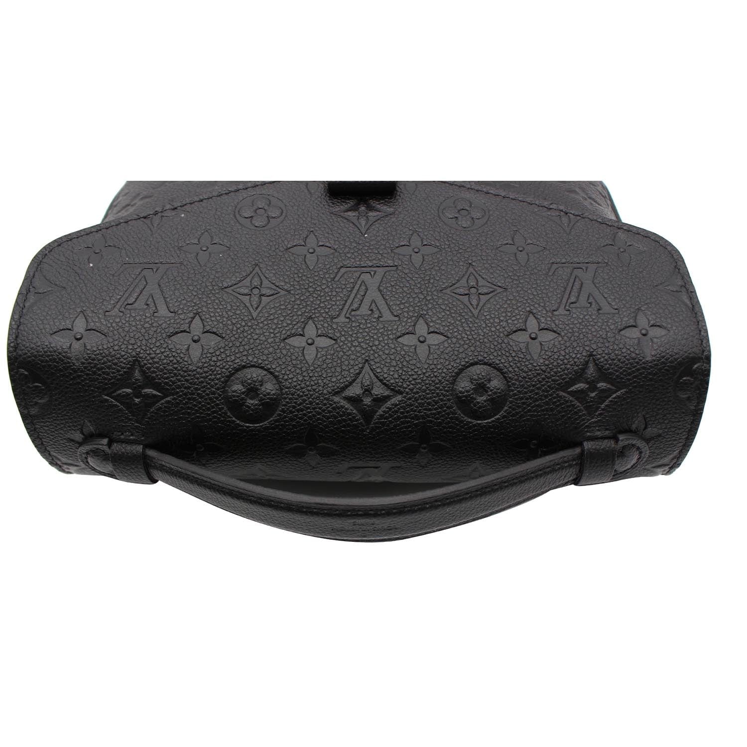 LOUIS VUITTON Metis Pochette Empreinte Leather Shoulder Bag Black
