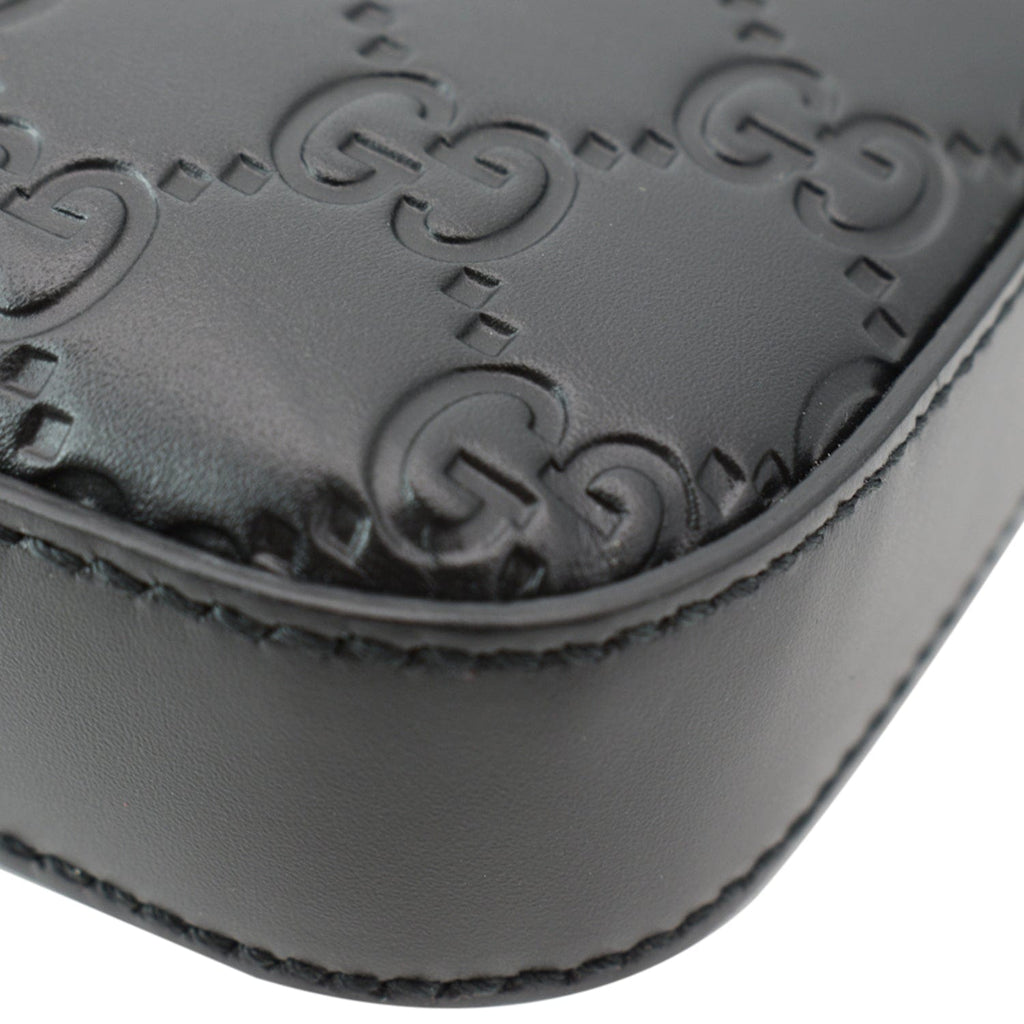 GUCCI Gucci Signature Leather Black Messenger Bag 406410