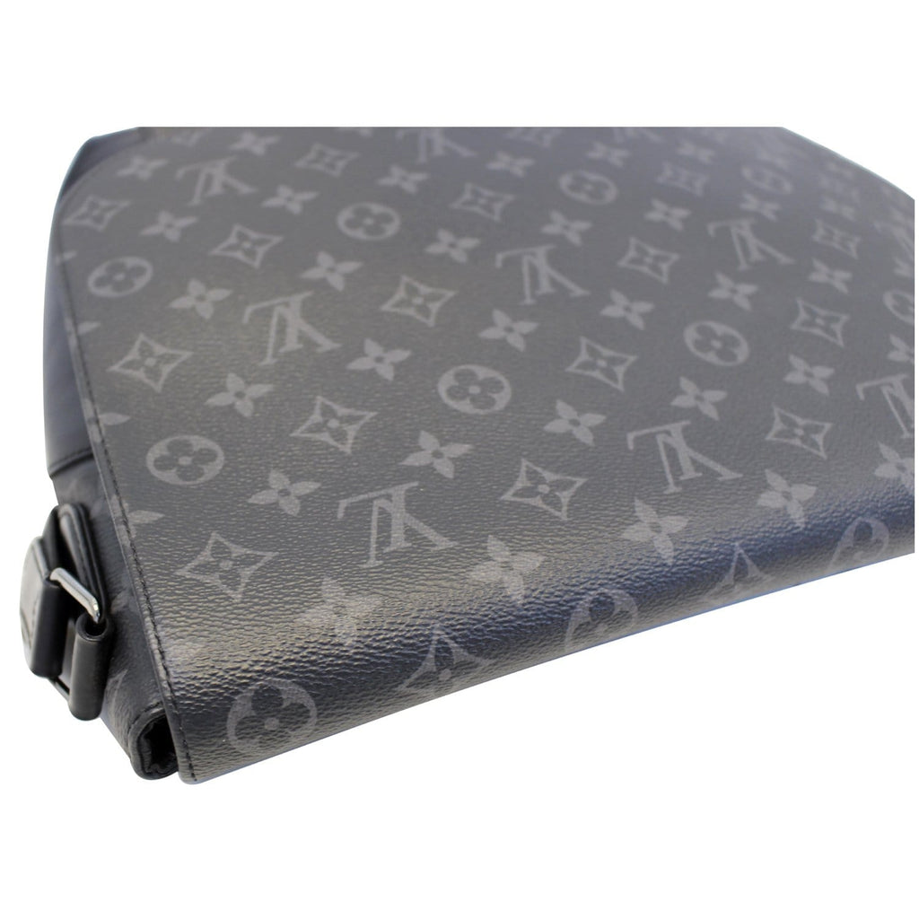 LOUIS VUITTON Explorer MM Monogram Eclipse Messenger Crossbody Bag