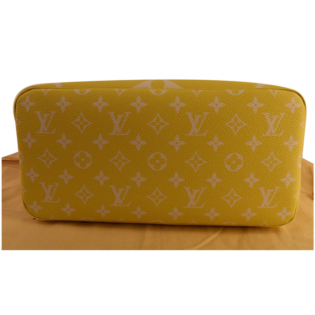 LOUIS VUITTON Neverfull MM Pool Monogram Giant Tote Shoulder Bag Light Pink - Hot Deals