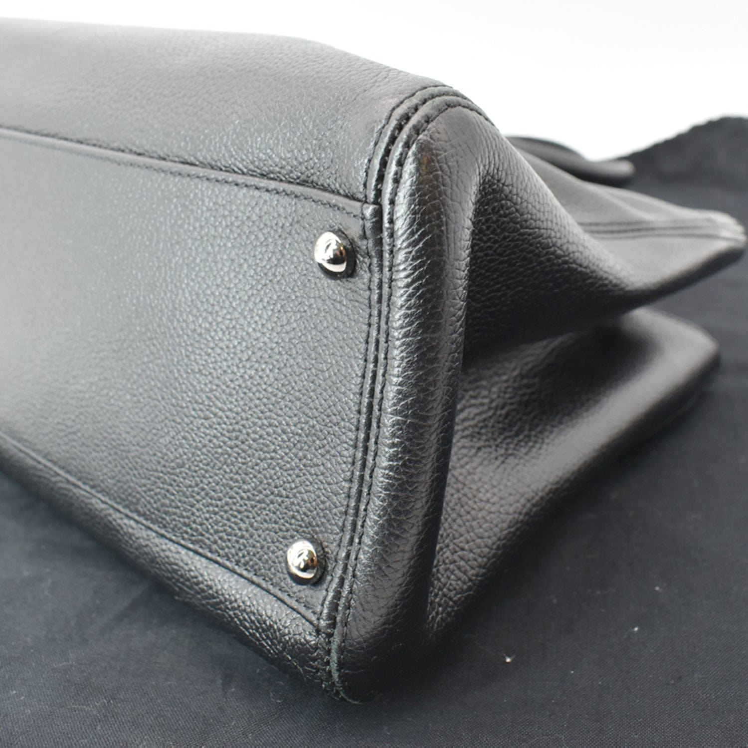 Chanel Reissue Cerf Executive East West Leather Tote Bag Black