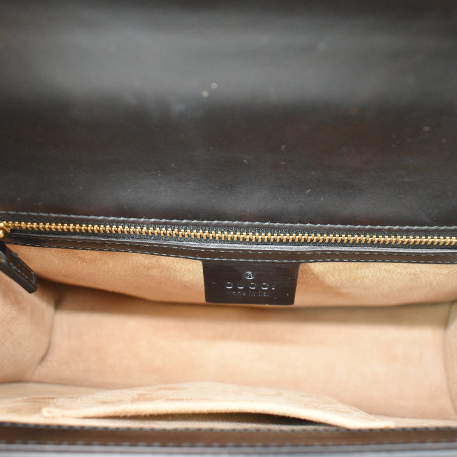 GUCCI Sylvie Small Leather Shoulder Bag Black 421882