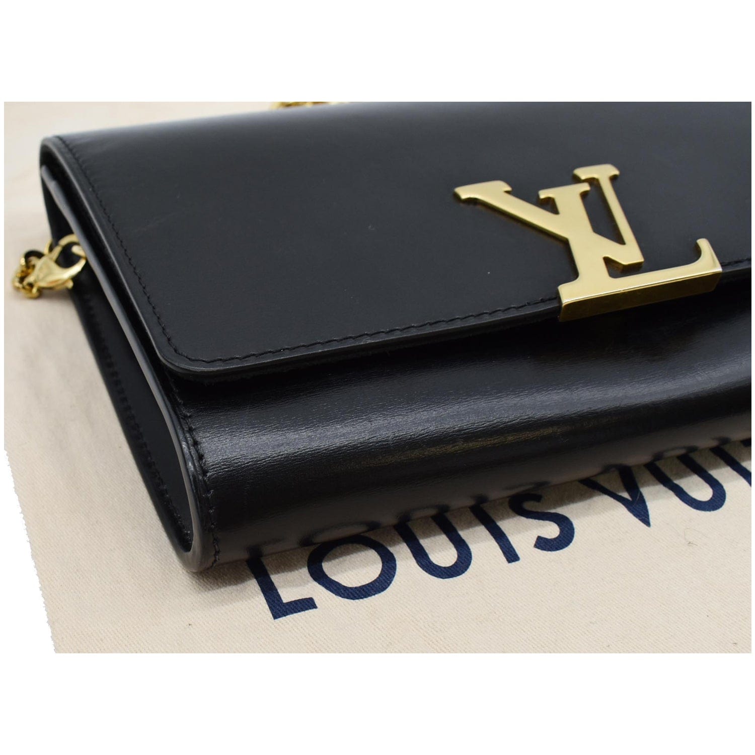 LOUIS VUITTON Chain Louise GM  Leather Shoulder Bag Black
