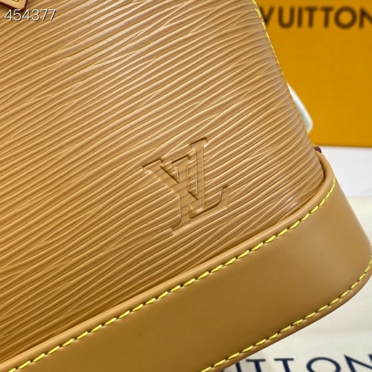 Louis Vuitton Alma SunGlamIower Yellow For Women, WomenÃƒÂ¢Ã¢â€šÂ¬Ã¢â€žÂ¢s Handbags, Shoulder And Crossbody Bags 9.3in/23.5cm Louis Vuitton M59358