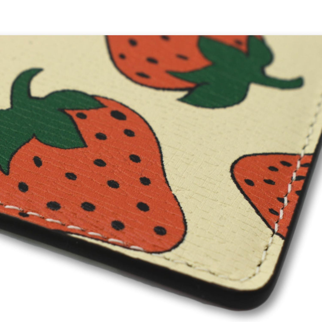 GUCCI Zumi Strawberry Printed Leather Pouch Multicolor 570728