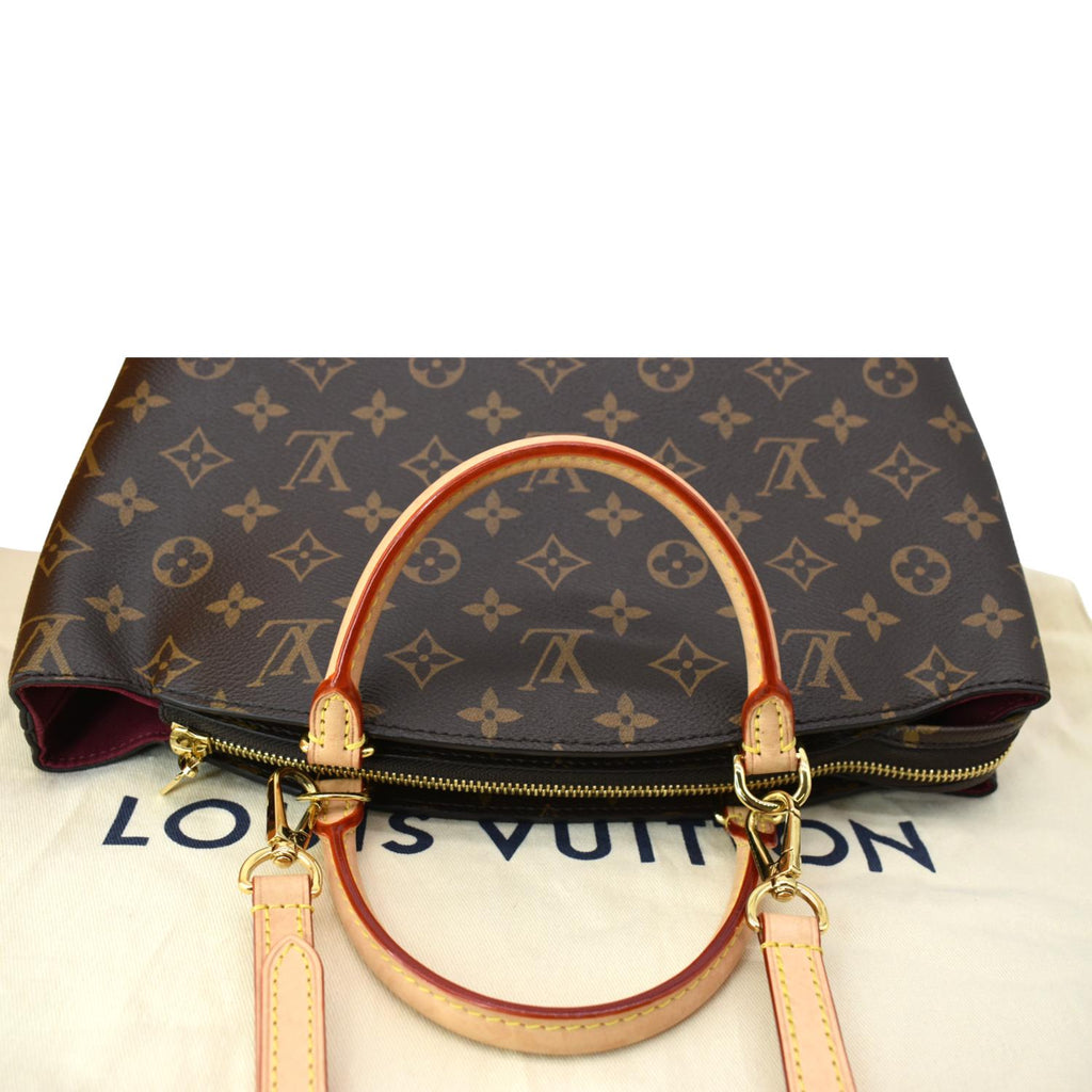 LOUIS VUITTON Petit Palais Monogram Canvas Shoulder Bag Brown