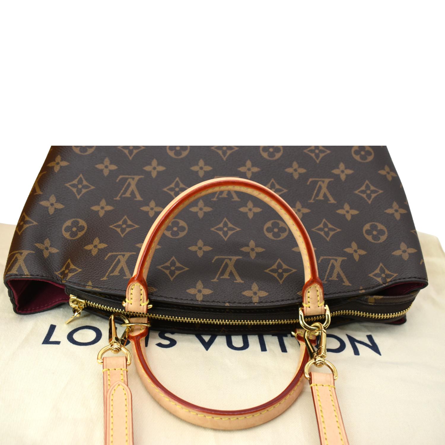 LOUIS VUITTON Petit Palais Monogram Canvas Shoulder Bag Brown