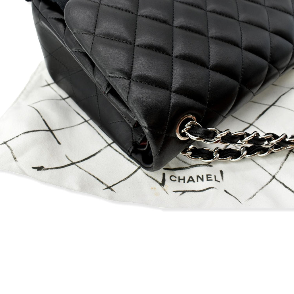 Chanel Classic Jumbo Double Flap  Leather Shoulder Bag Black