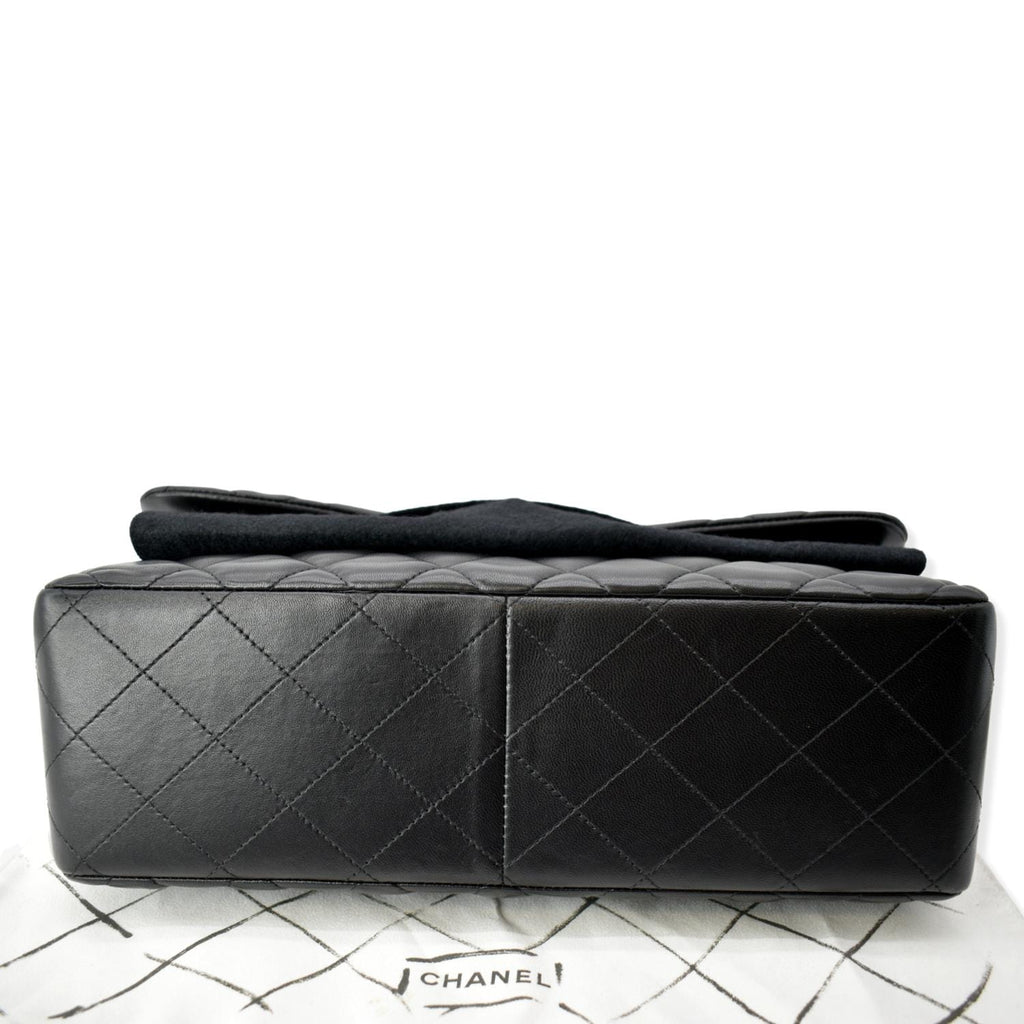 Chanel Classic Jumbo Double Flap  Leather Shoulder Bag Black