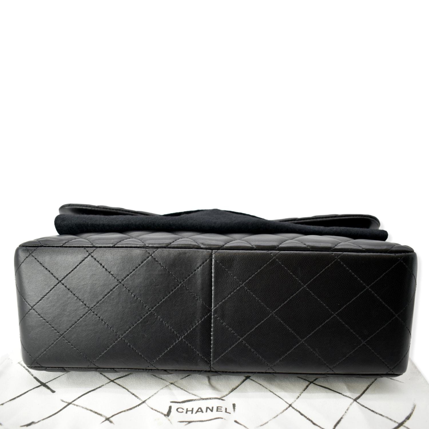Chanel Classic Jumbo Double Flap  Leather Shoulder Bag Black