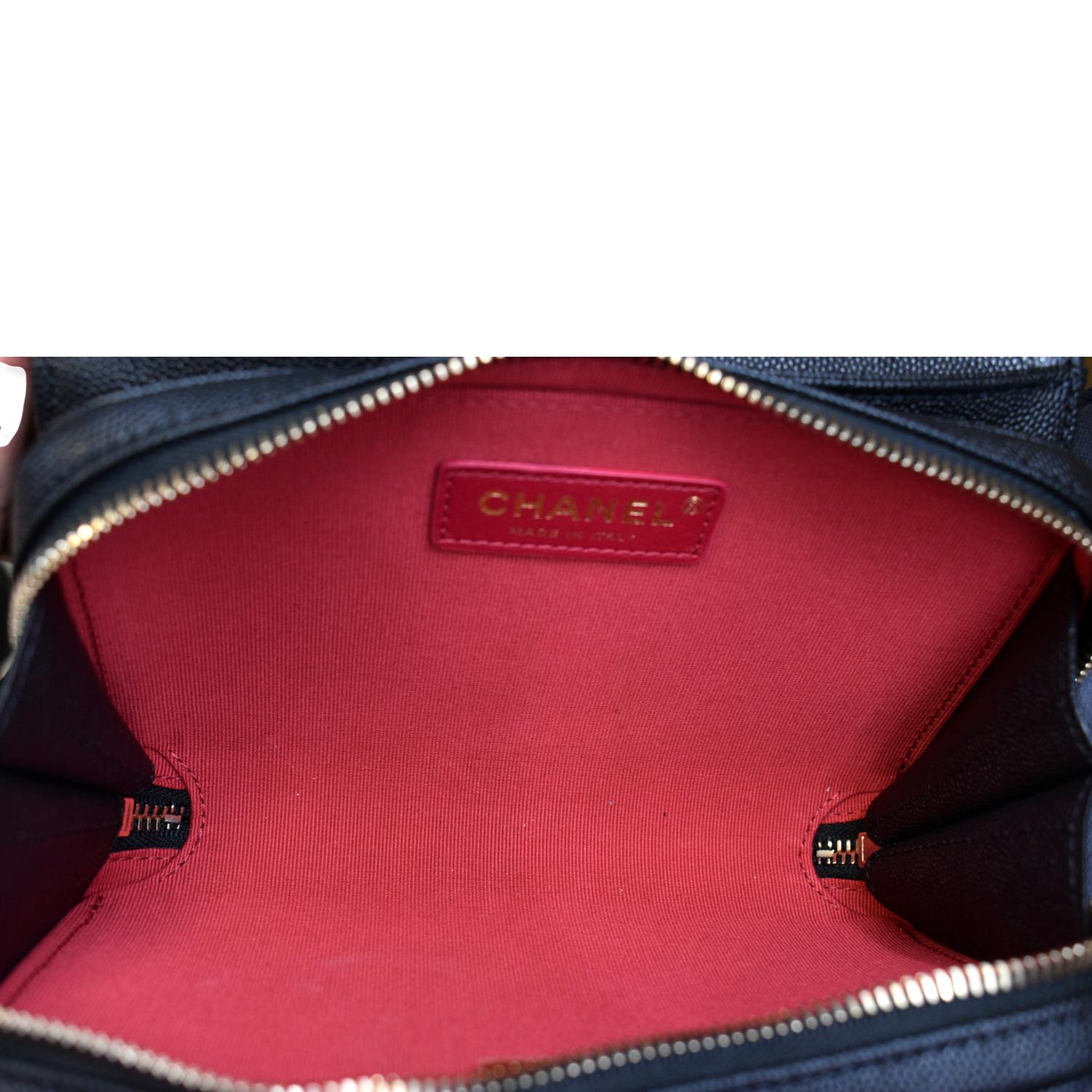 Chanel Quilted Caviar Like A Flap Wallet Shoulder Bag Black