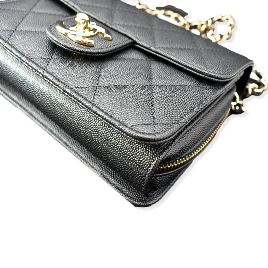 Chanel Quilted Caviar Like A Flap Wallet Shoulder Bag Black