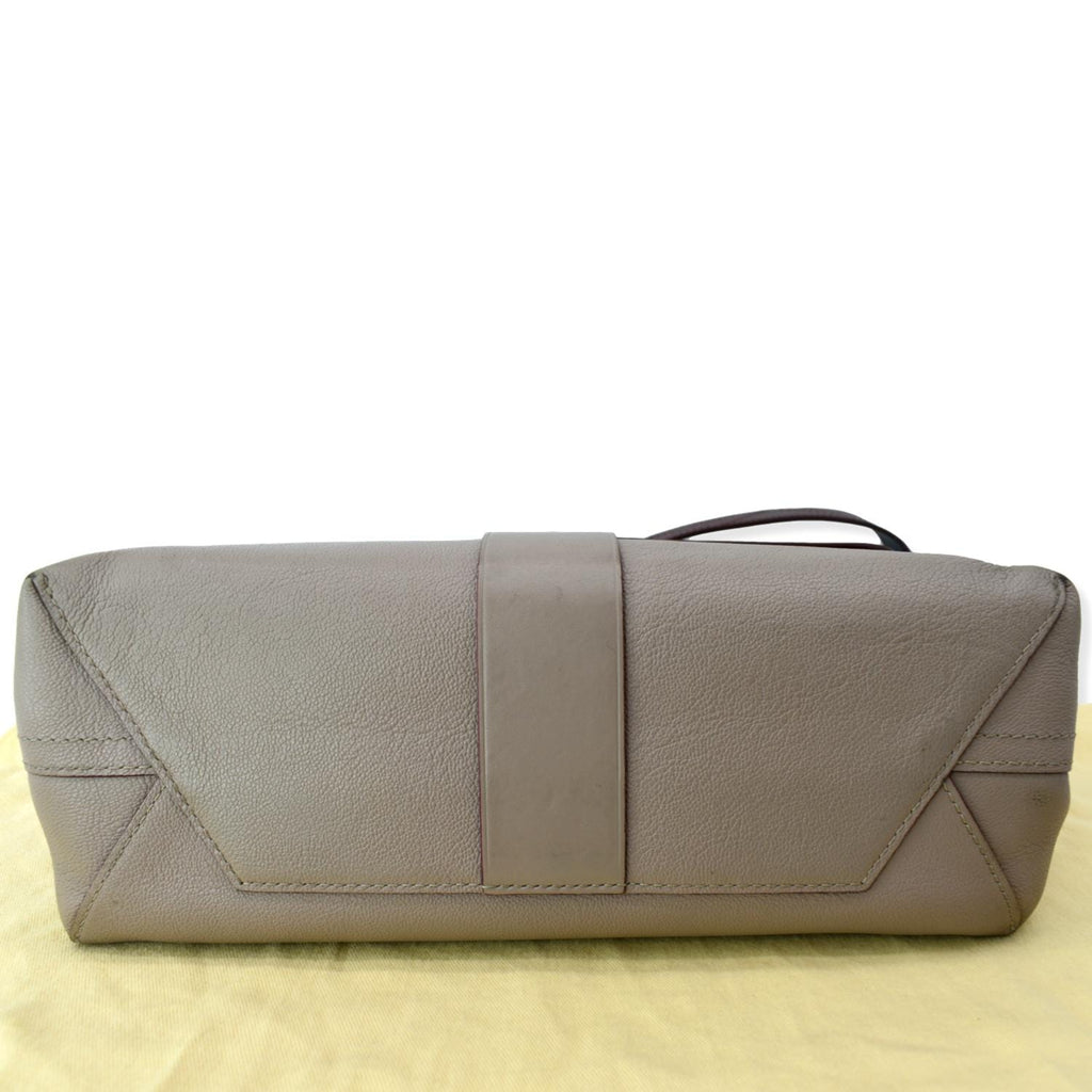 LOUIS VUITTON Very One Handle  Monogram Shoulder Bag Mauve
