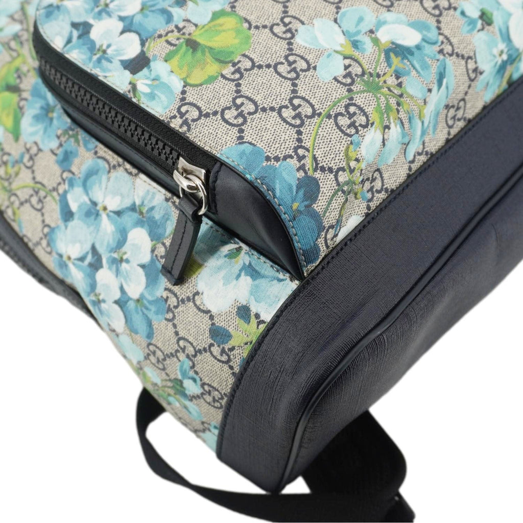 GUCCI Blooms Medium Gucci Supreme Monogram Backpack Beige 406370
