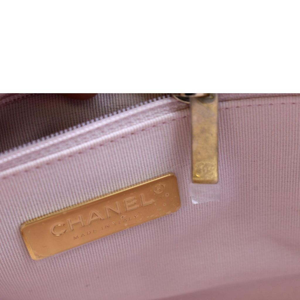 Chanel 19 Medium Flap Quilted Lambskin Leather Shoulder Bag Light Pink