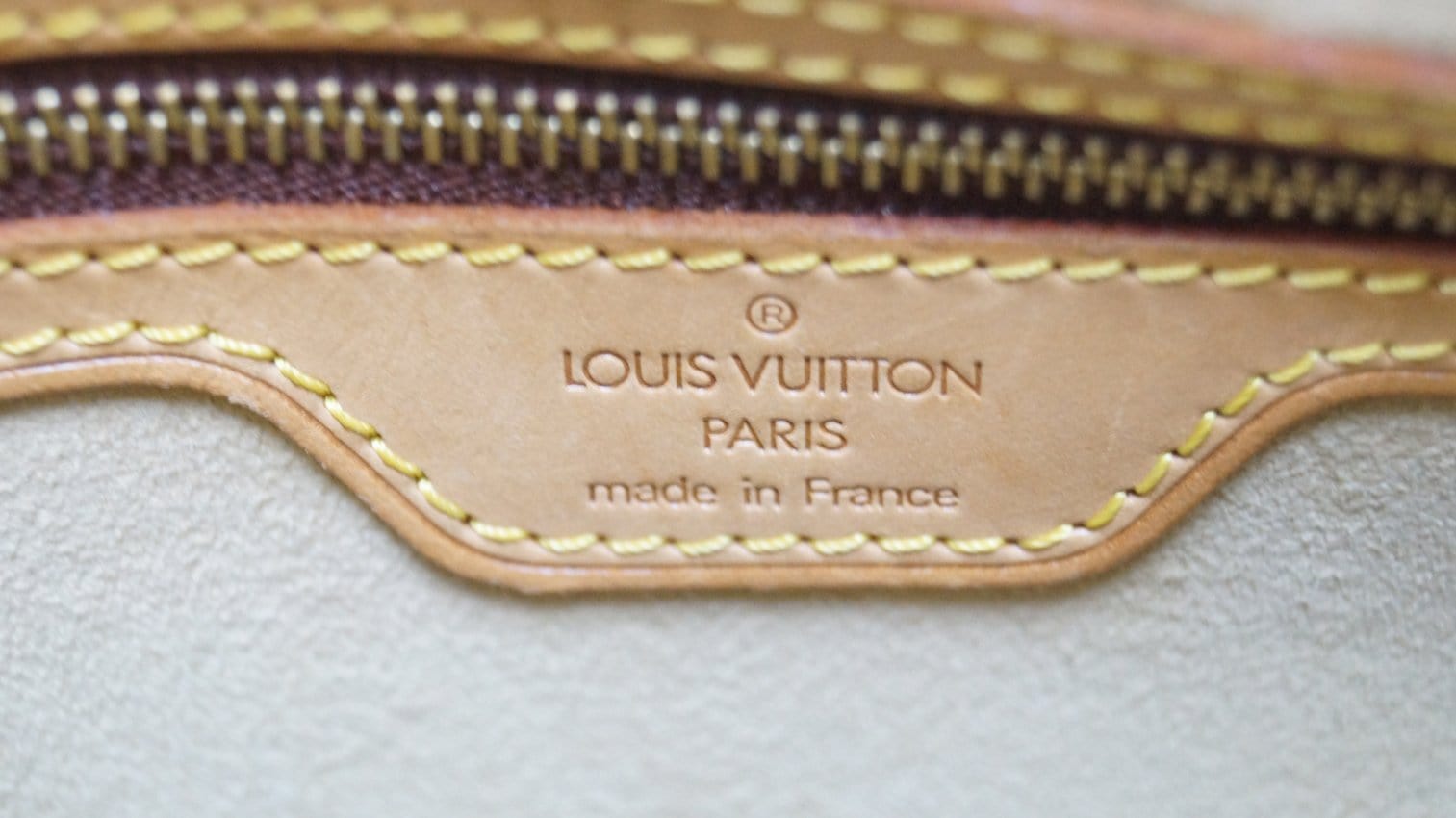 LOUIS VUITTON Monogram Canvas Looping MM Brown Shoulder Bag