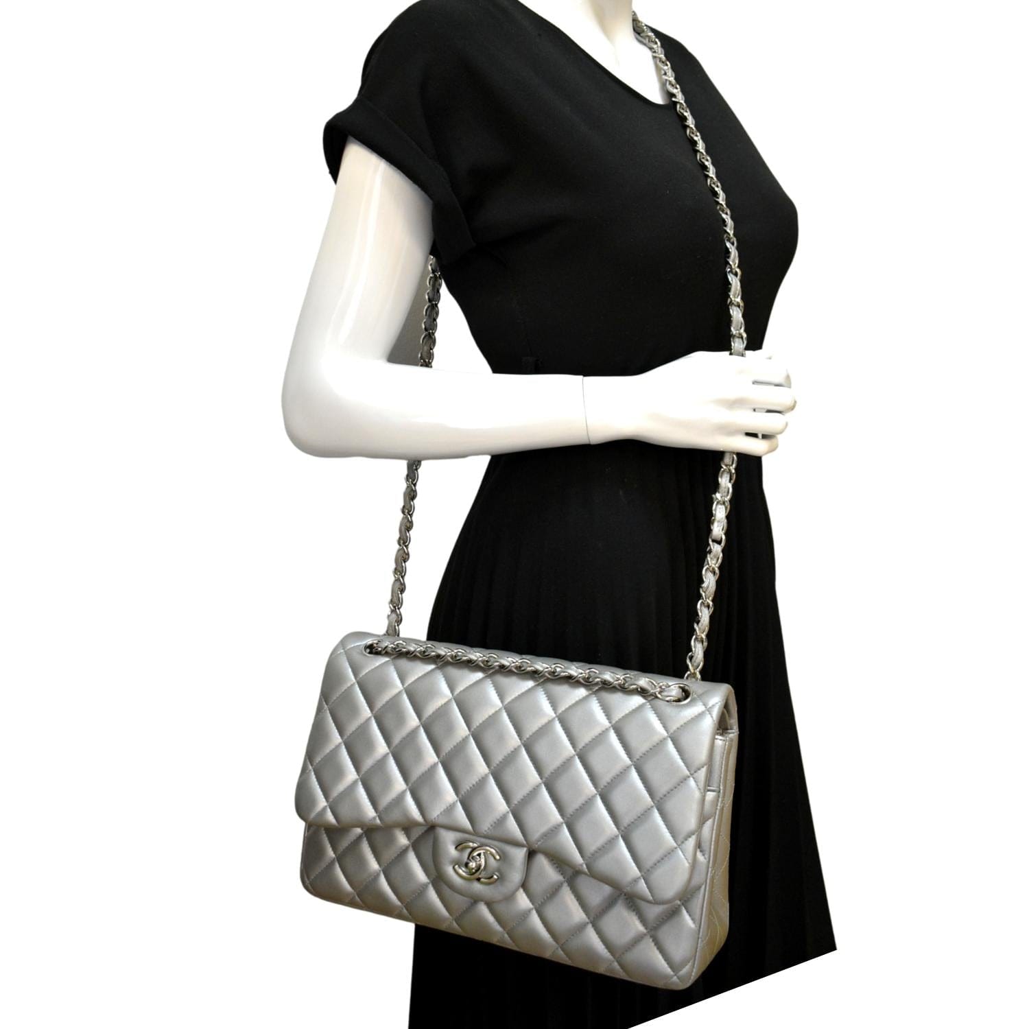 Chanel Jumbo Flap Quilted Leather Shoulder Bag Metallic Silver