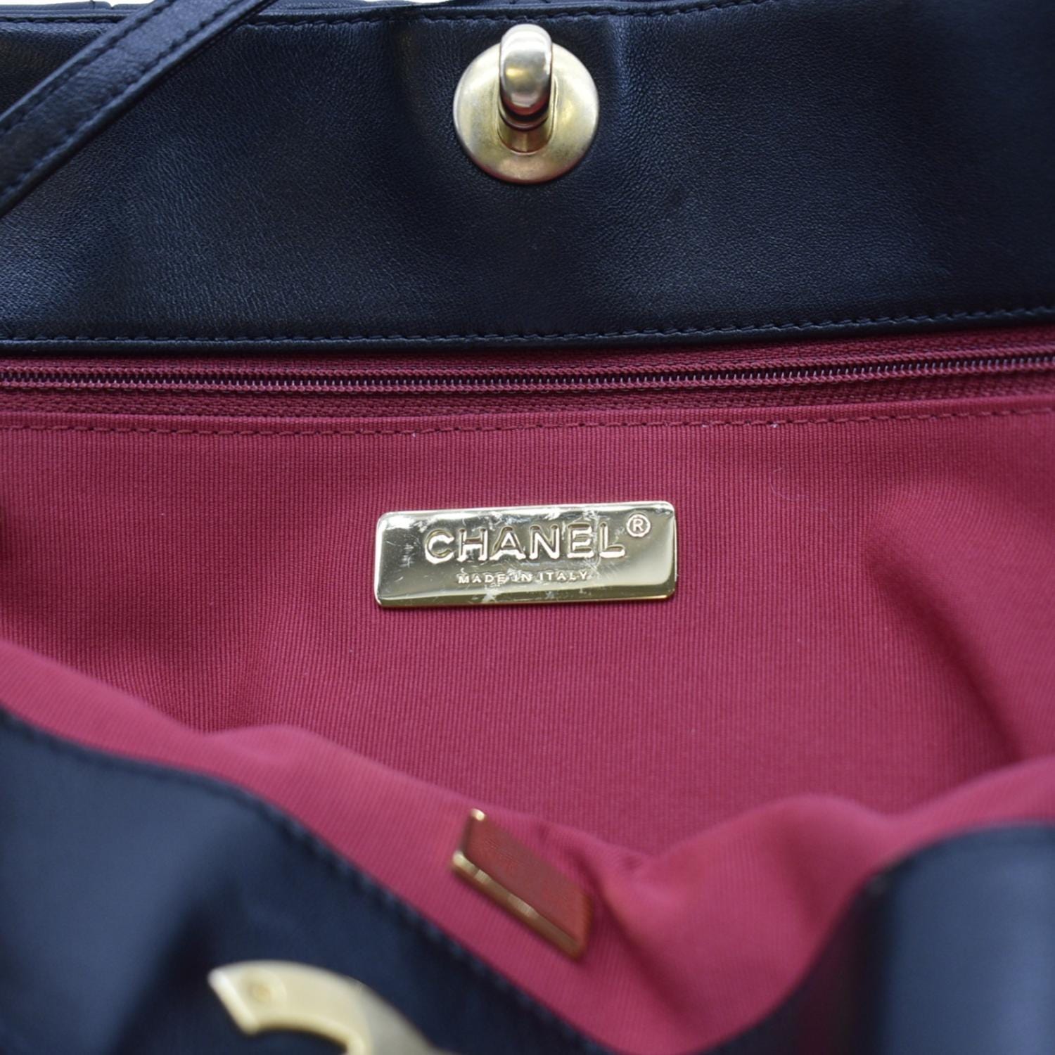 Chanel 19 East West Quilted Leather Shopping Tote Bag Black