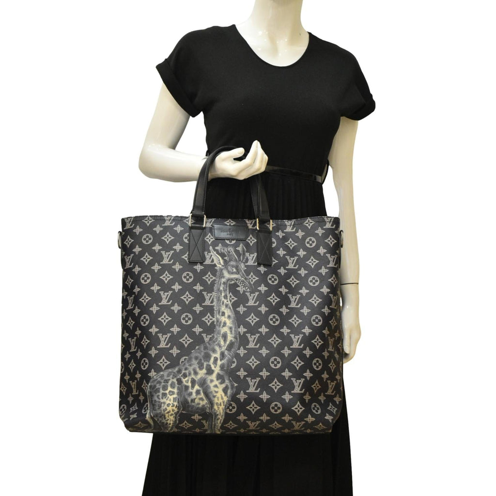 LOUIS VUITTON Savane Monogram Chapman Canvas Atlas Tote Bag Navy Blue