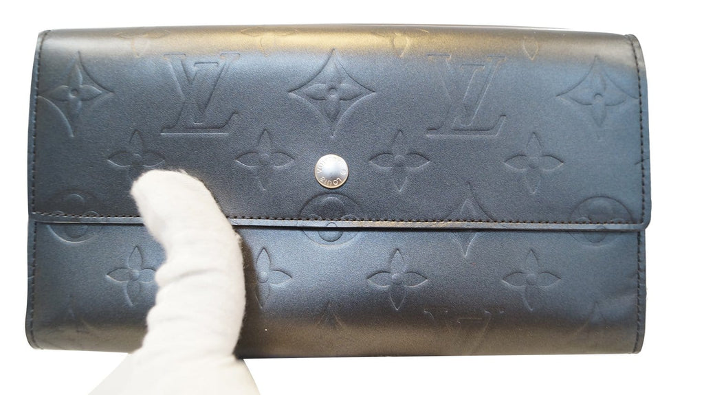 LOUIS VUITTON Porte-Tresor International Black Monogram Mat Wallet