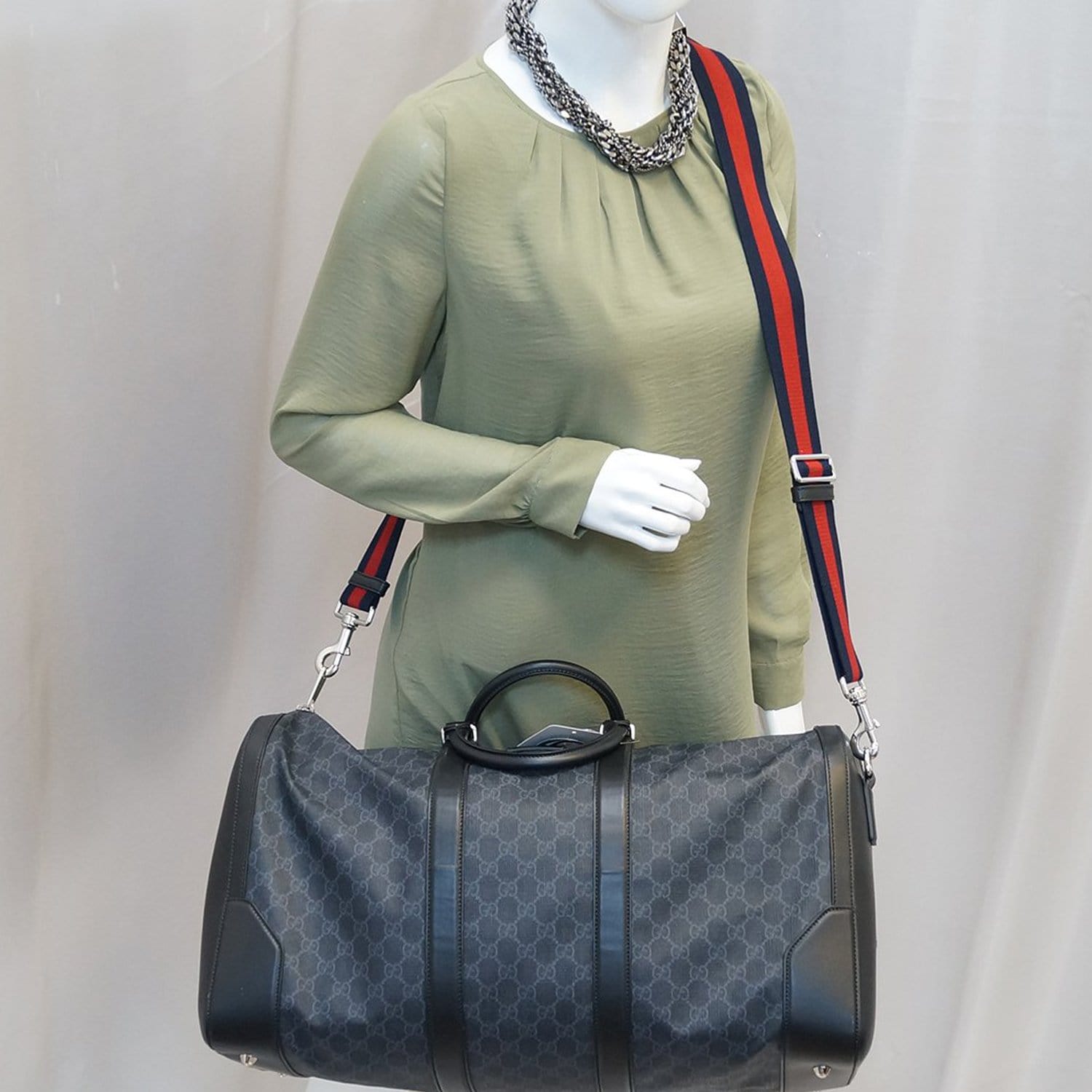 GUCCI Black Soft Gucci Supreme carry-on Duffle Travel Bag 478323