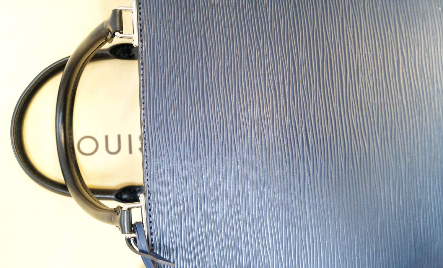LOUIS VUITTON Blue Epi Leather Kleber MM Shoulder Bag