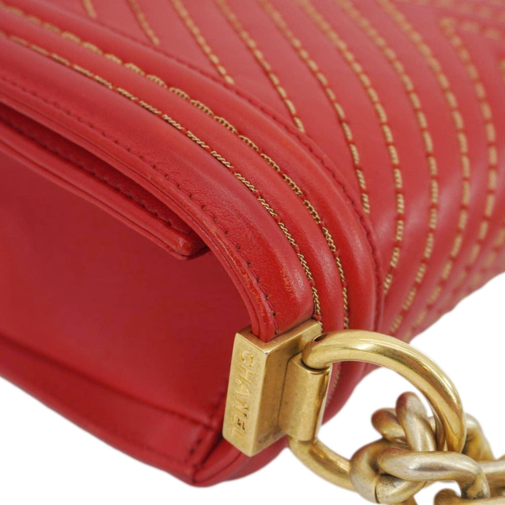 Chanel Boy Flap Small Chevron Leather Shoulder Bag Red