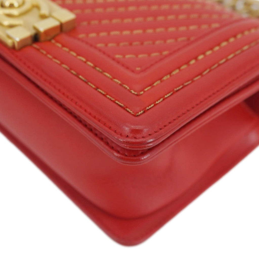 Chanel Boy Flap Small Chevron Leather Shoulder Bag Red