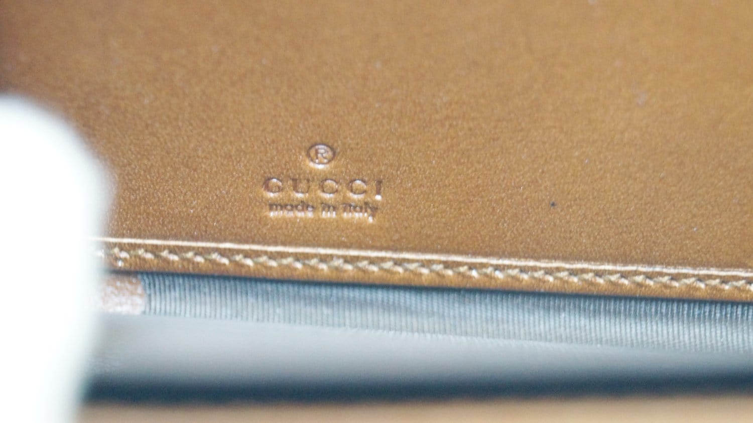 GUCCI Gucci Supreme Zip Around Wallet 410102