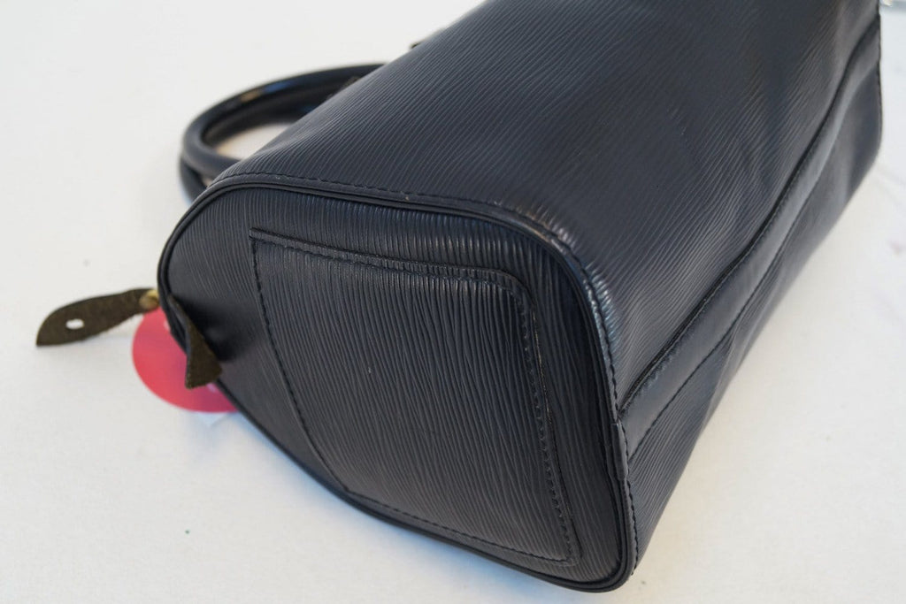 LOUIS VUITTON Black Epi Leather Speedy 25 Satchel HandBag