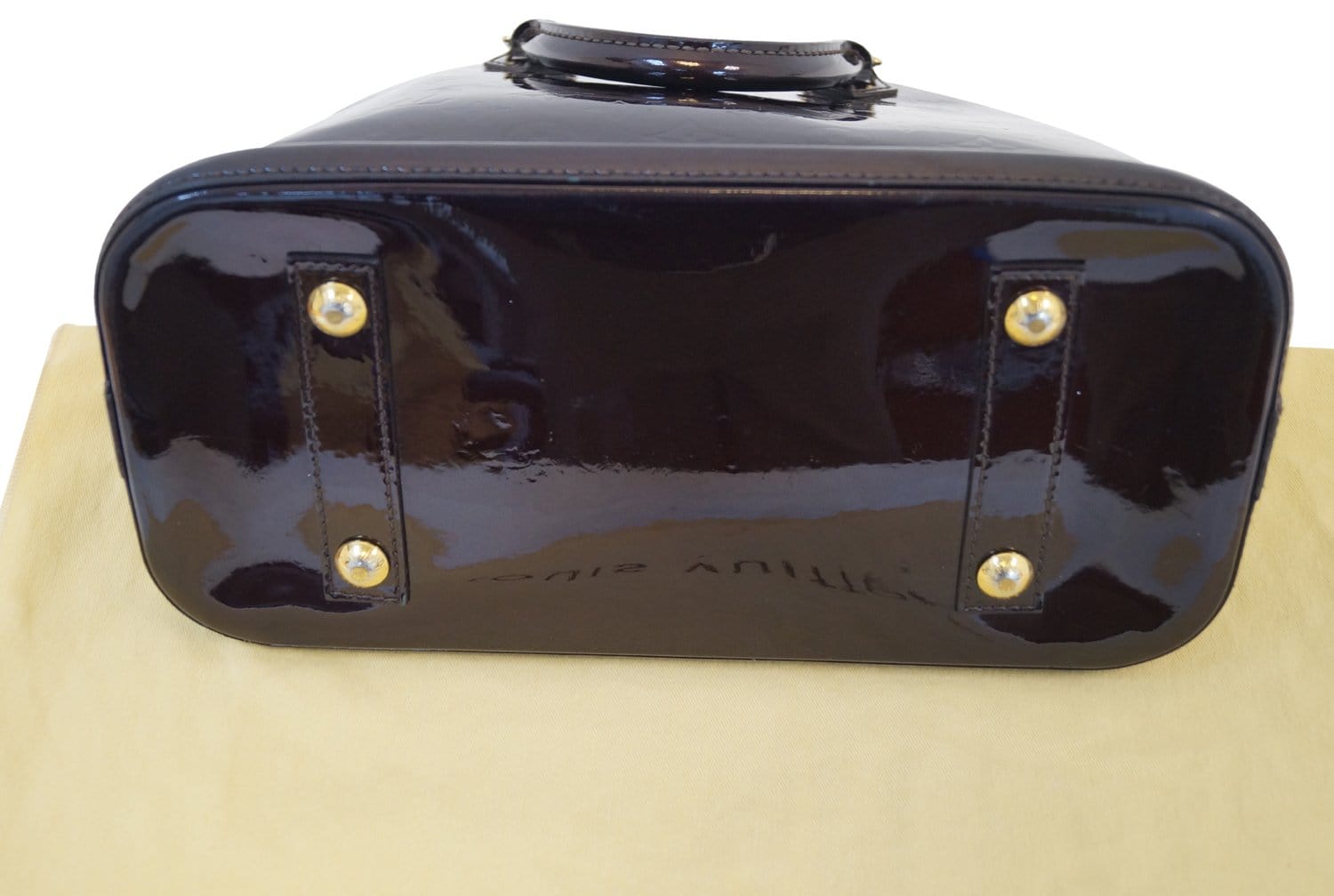 Louis vuitton  handbags Amarante Monogram Vernis Alma PM