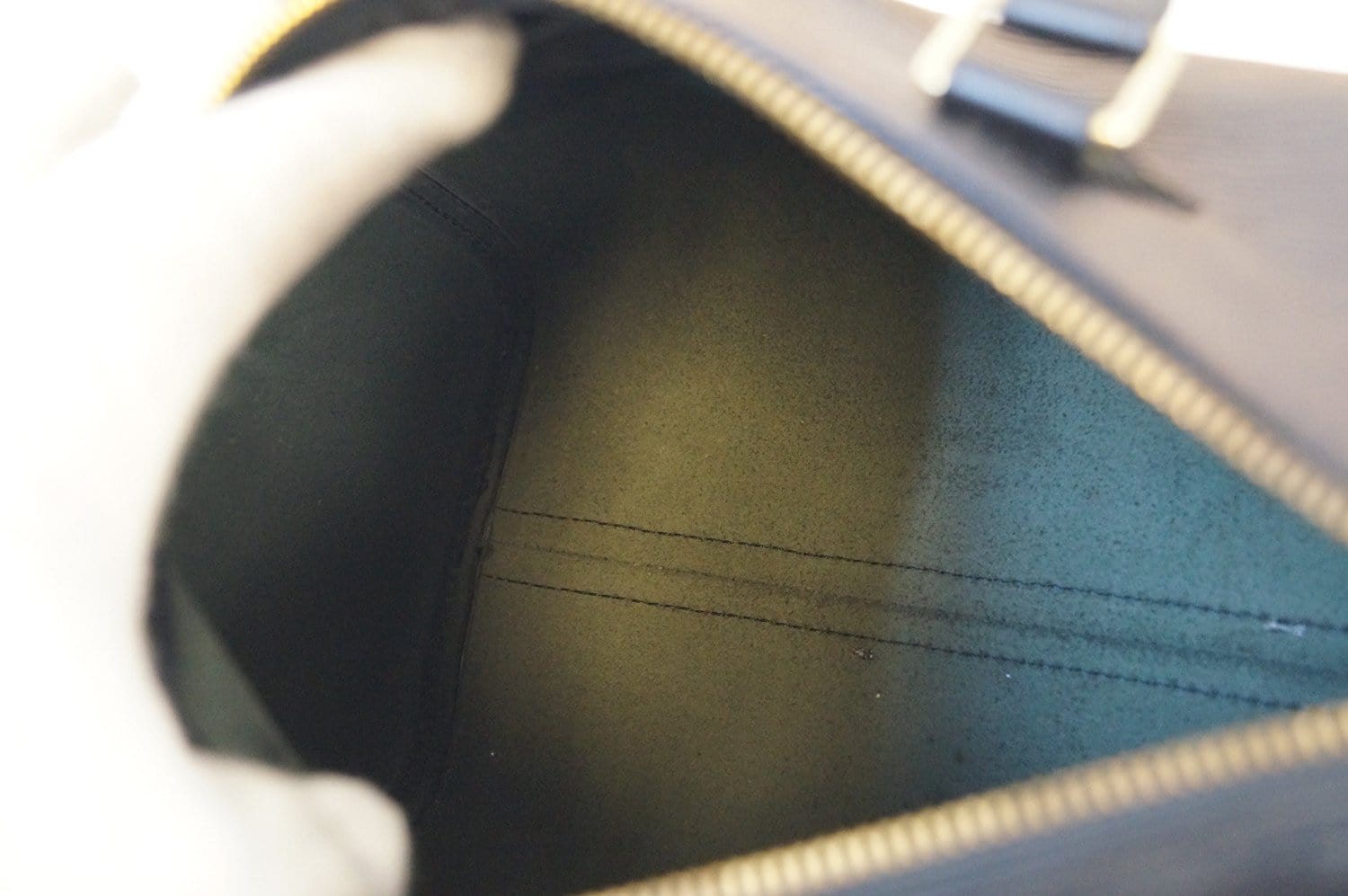 LOUIS VUITTON  HandBag Black Epi Leather Speedy 25 Satchel