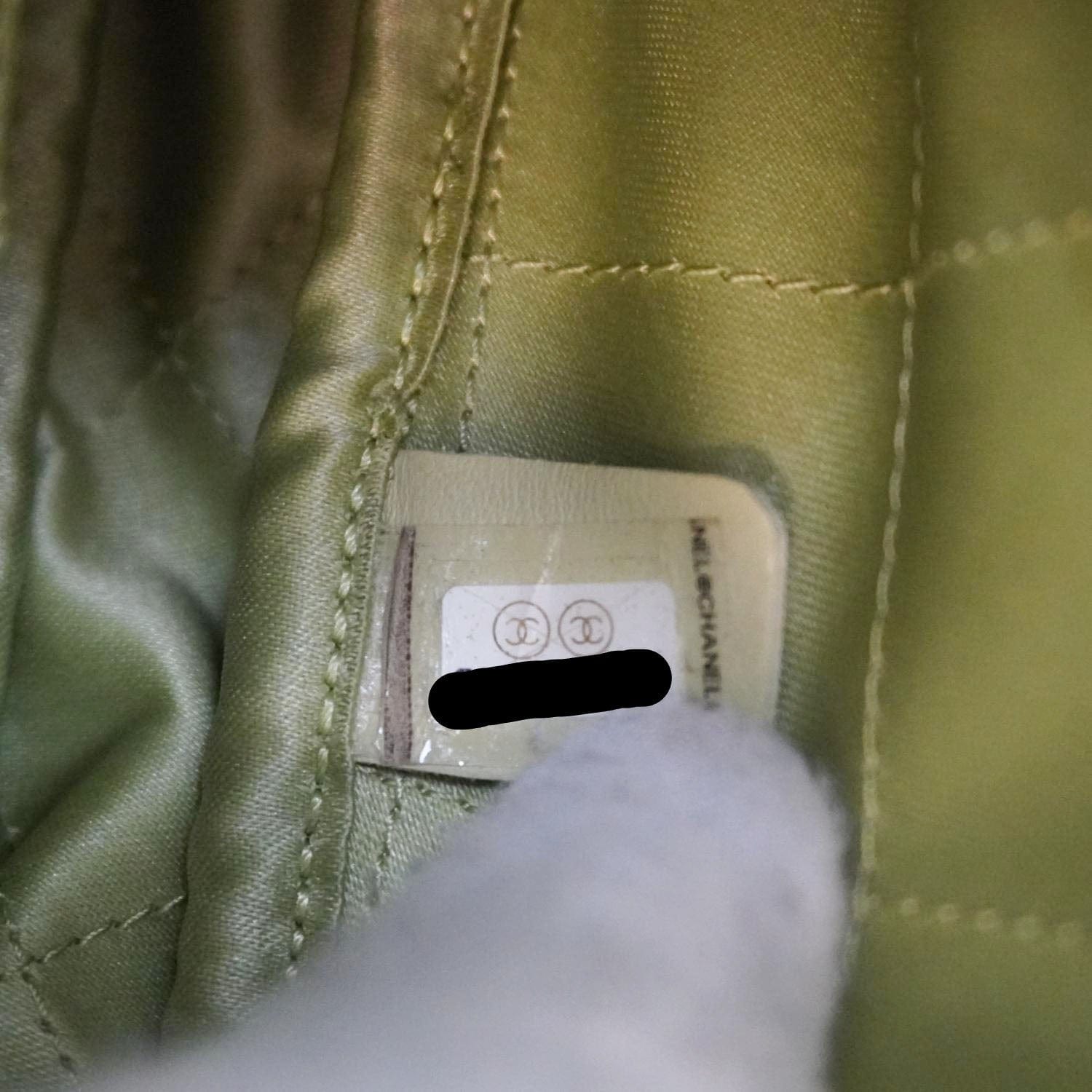 Chanel Diamond Quilted Lambskin Leather Coin Purse Chain Crossbody Bag Green