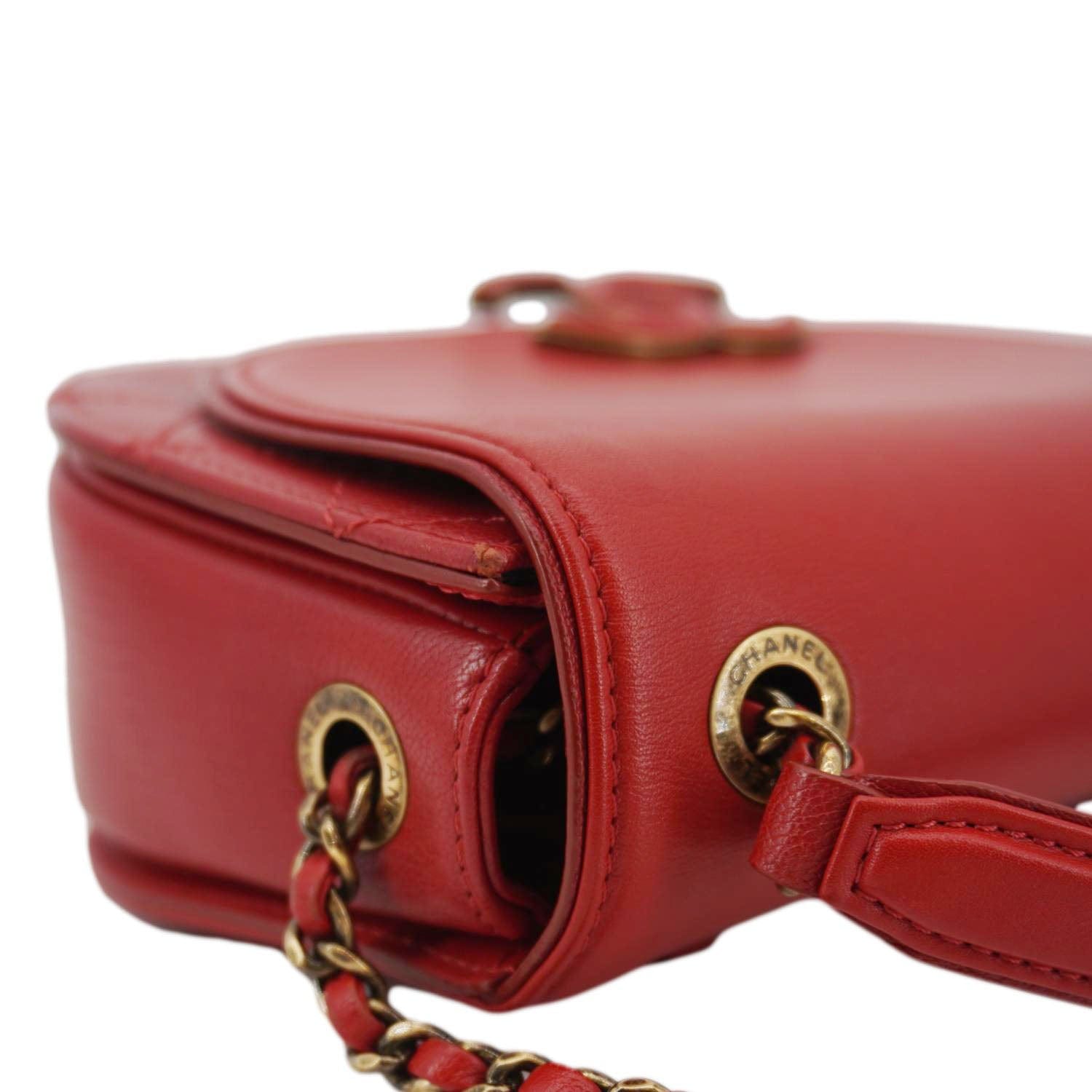 Chanel Coco Curve Flap Small Quilted Calfskin Leather Messenger Bag Red