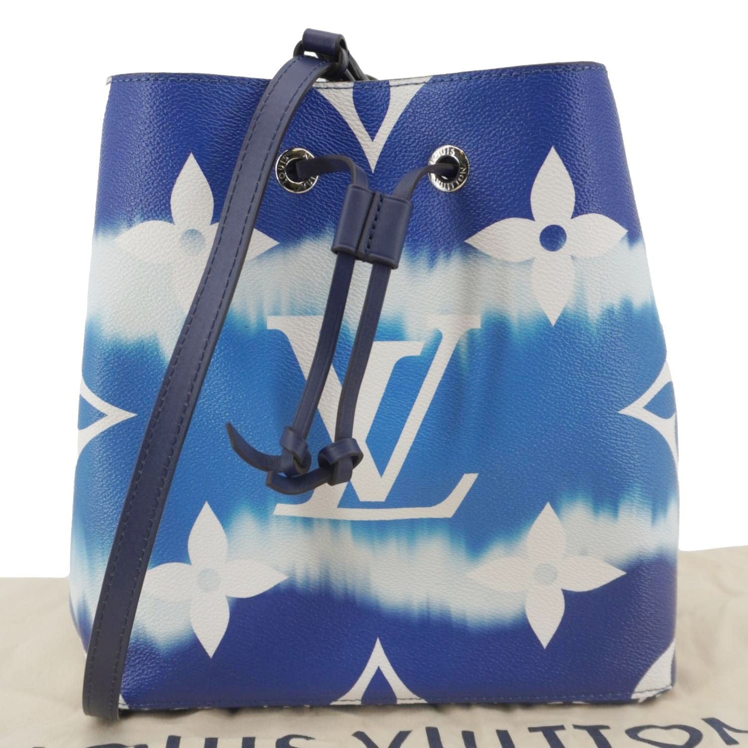 LOUIS VUITTON Escale Neonoe MM Monogram Giant Shoulder Bag Blue