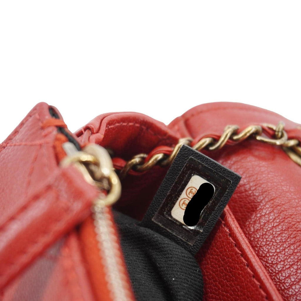 Chanel Coco Curve Flap Small Quilted Calfskin Leather Messenger Bag Red