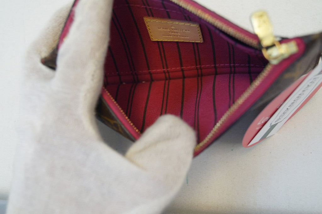 LOUIS VUITTON Monogram Neverfull PM Pochette Wristlet Clutch