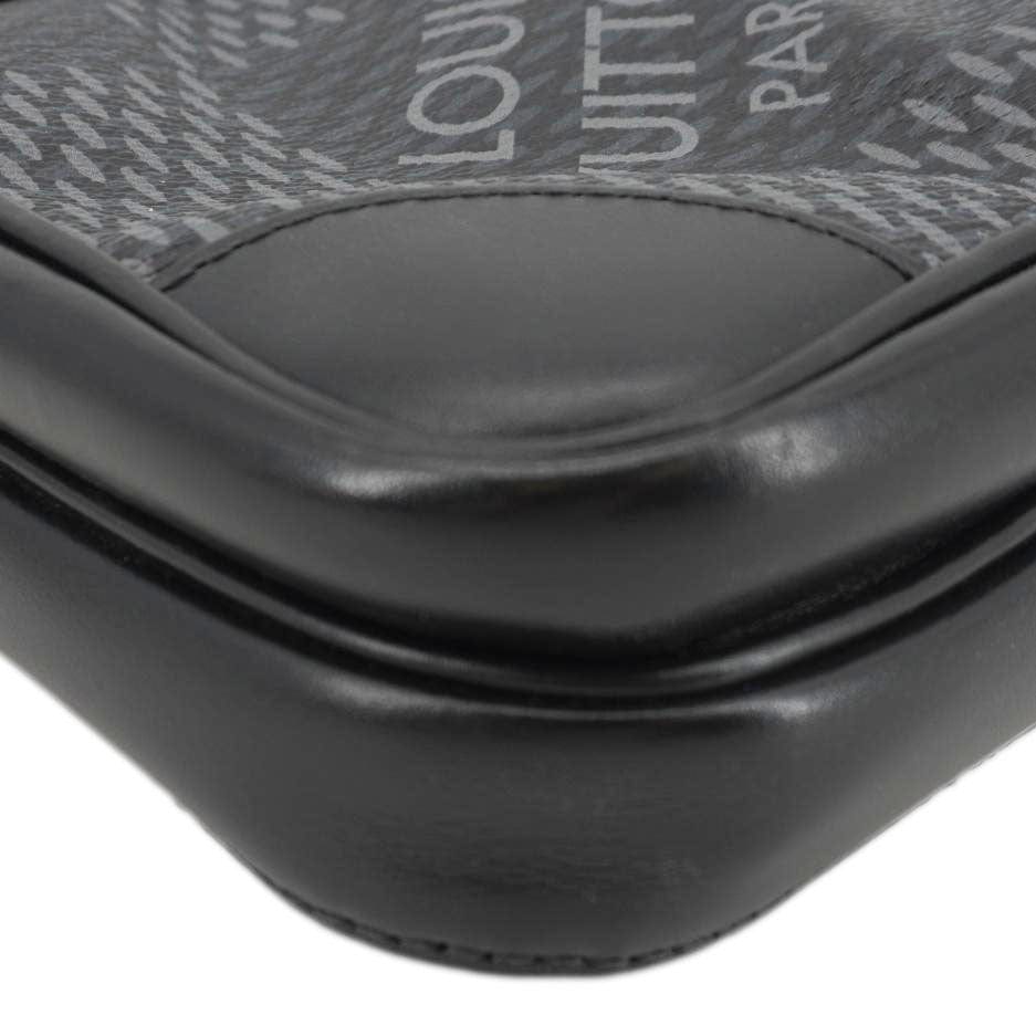 Louis Vuitton  3D Amazone Damier Graphite Crossbody Bag Black