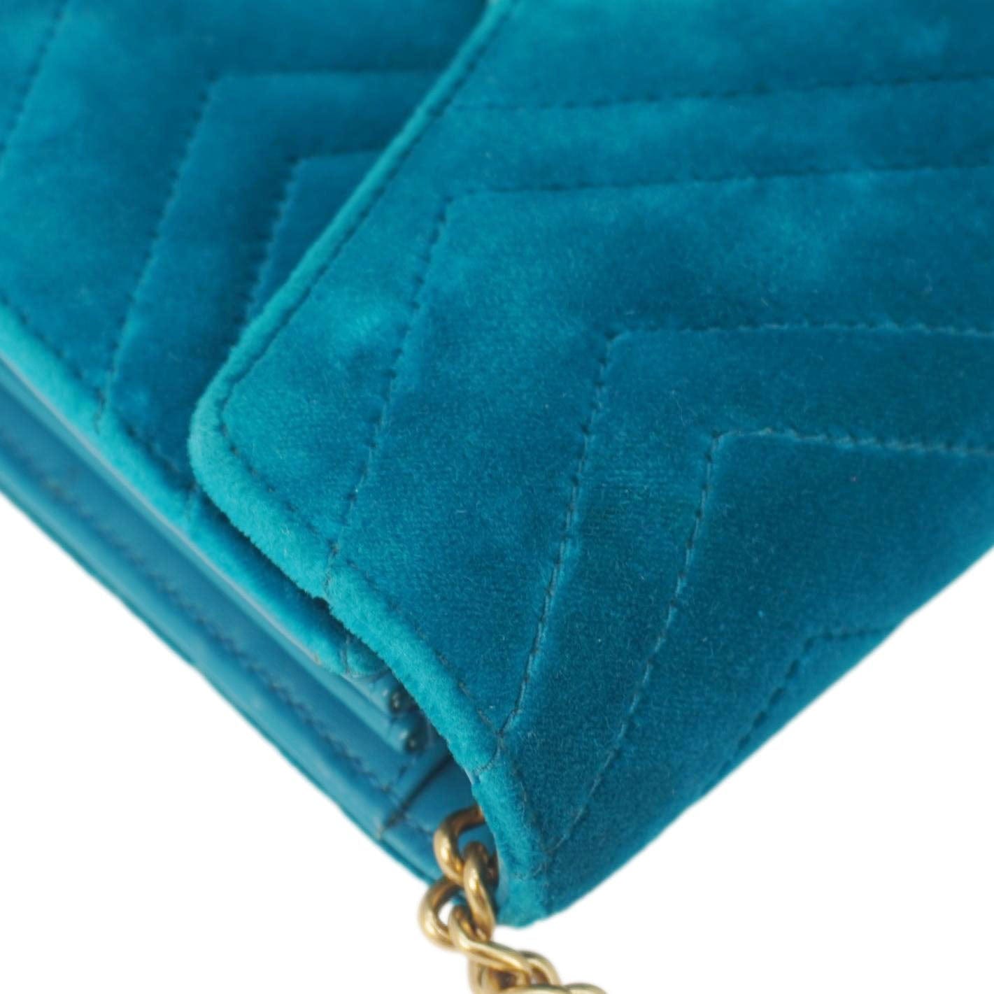 GUCCI Gucci Marmont Matelasse Velvet Chain Wallet Pavone Cyan 474575
