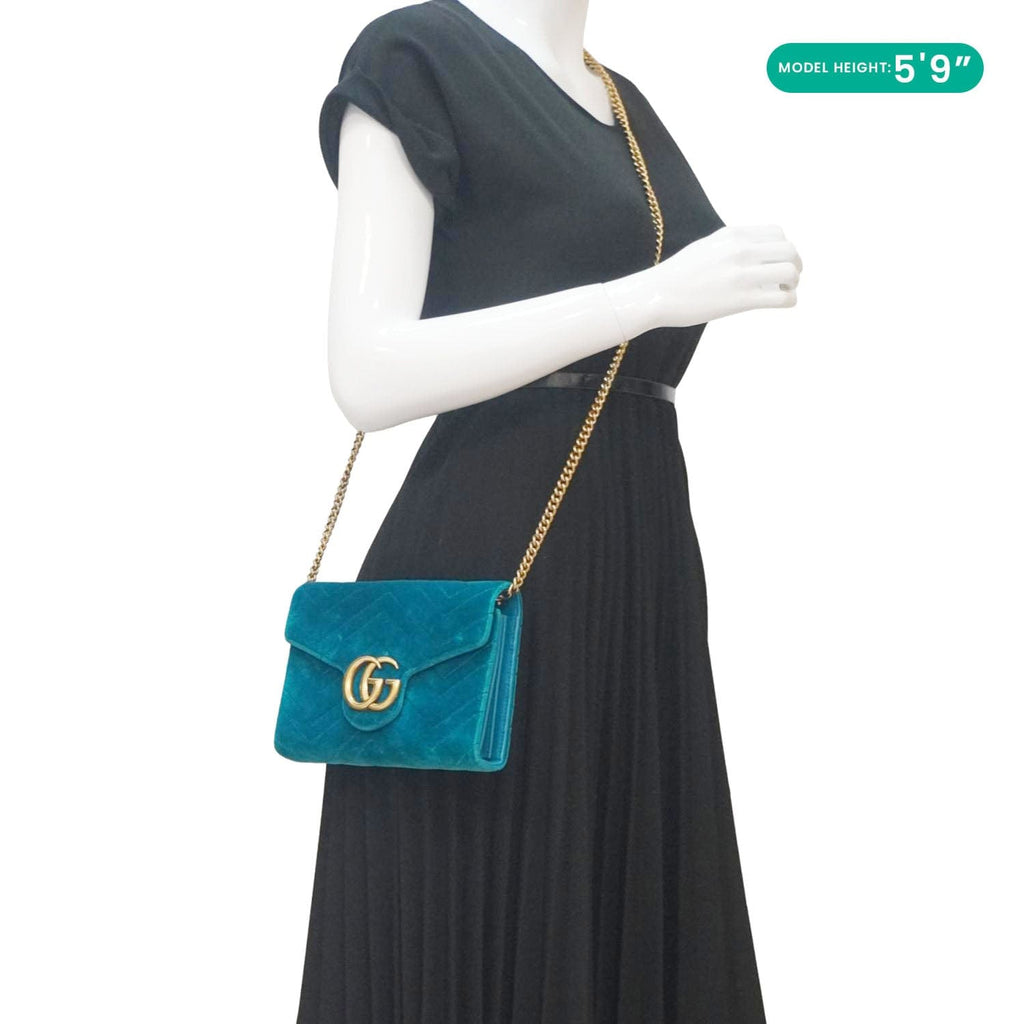 GUCCI Gucci Marmont Matelasse Velvet Chain Wallet Pavone Cyan 474575