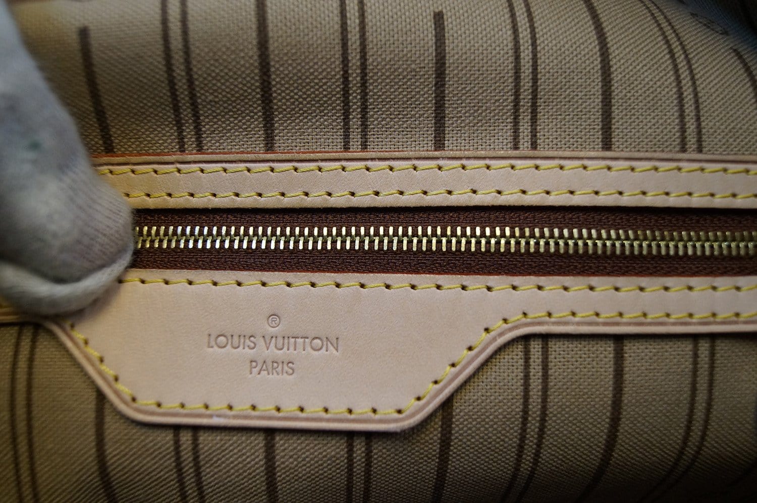 LOUIS VUITTON Shoulder Bag  Monogram Delightful MM