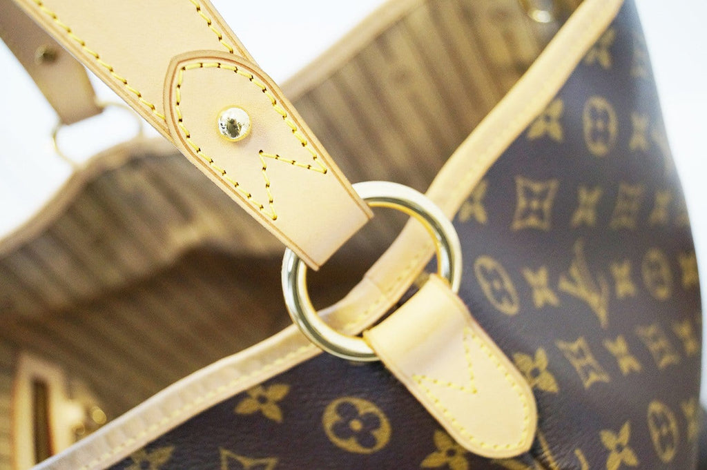 LOUIS VUITTON Shoulder Bag  Monogram Delightful MM
