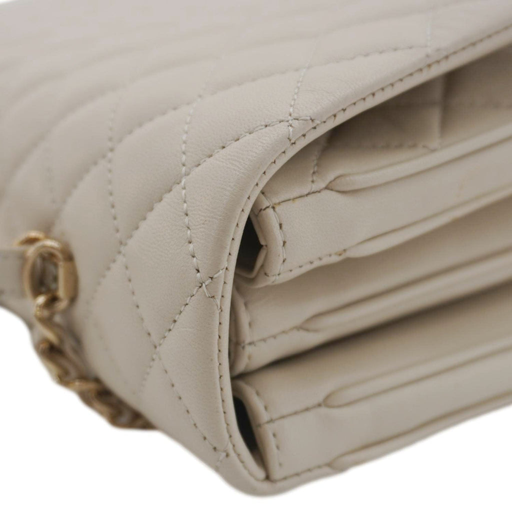 Chanel Citizen Chic Flap Medium Quilted Leather Crossbody Bag White